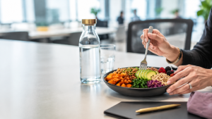 Real food for the modern worker: balanced whole-food lunch in a modern office
